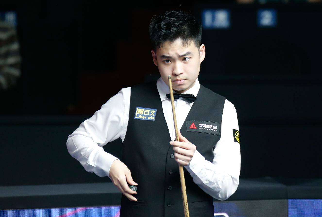 崭露头角 崭露头角