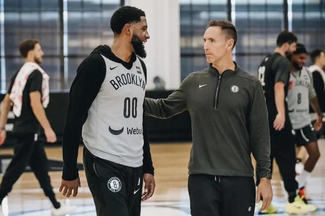 疑是备受瞩 疑是备受瞩