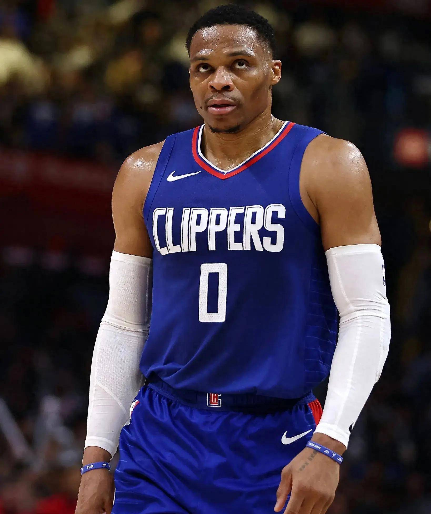 劣势底池里 劣势底池里